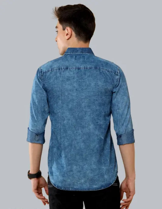 Men's blue cotton long sleeve cut away collar botton denim shirt.